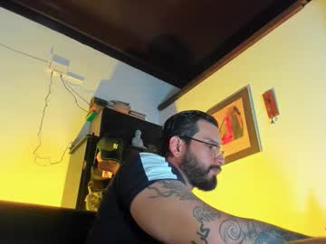 Camilomayer Chaturbate stream image from December 09, 2025