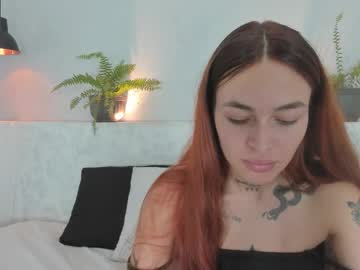 Cloe_Amazingg Chaturbate stream image from December 09, 2025