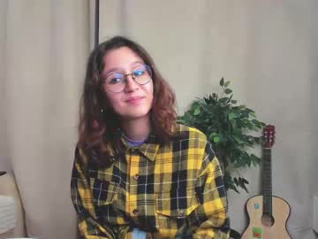 Joannwhitver Chaturbate stream image from December 09, 2025