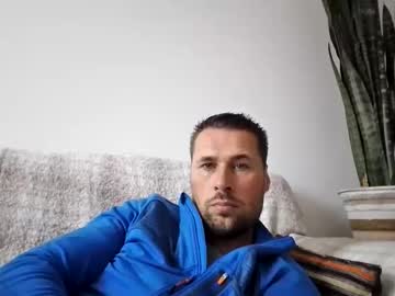 Grenade20 Chaturbate stream image from December 09, 2025