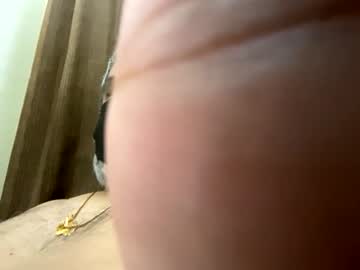 Johnforladiespune Chaturbate stream image from December 09, 2025