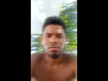 Mi_Gerald Chaturbate stream image from December 09, 2025