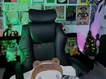 Yuhwa Chaturbate stream image from December 09, 2025