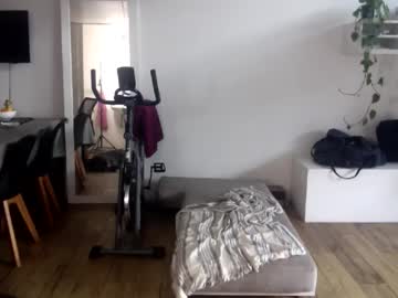 Mosh2 Chaturbate stream image from December 09, 2025