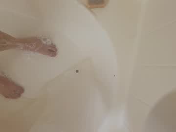 Jellyfuel93 Chaturbate stream image from December 10, 2025