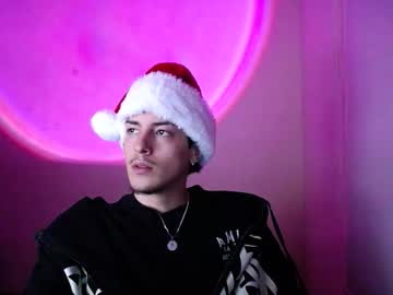 Johan_Parker222 Chaturbate stream image from December 10, 2025