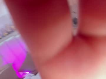 Maya_Vexx Chaturbate stream image from December 10, 2025