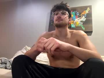 College_Packing_8 Chaturbate stream image from December 10, 2025
