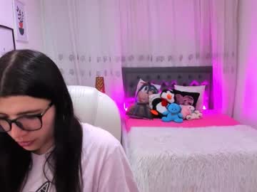 Gia_Brawn Chaturbate stream image from December 10, 2025