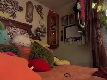 Hunnybunbun666 Chaturbate stream image from December 10, 2025
