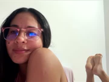 Cheryl_Bloom77 Chaturbate stream image from December 10, 2025