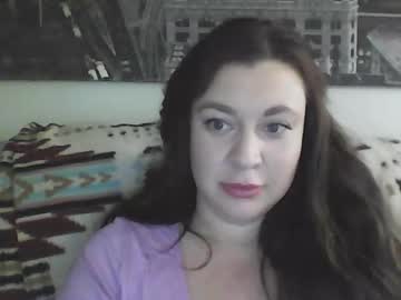 Hunnnydee Chaturbate stream image from December 10, 2025
