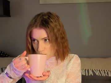 Looonymoon Chaturbate stream image from December 10, 2025