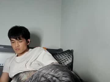 Kch3803 Chaturbate stream image from December 10, 2025