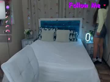 Karolinasykes Chaturbate stream image from December 10, 2025