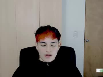 Littlezhalem Chaturbate stream image from December 10, 2025