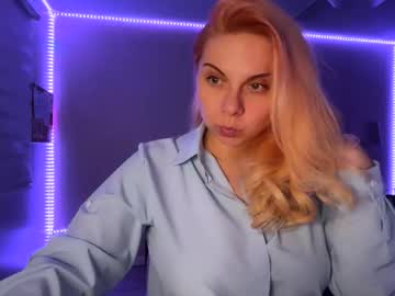 Winter_Miracle Chaturbate stream image from December 10, 2025