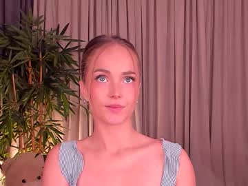 Dahraveyne Chaturbate stream image from December 10, 2025
