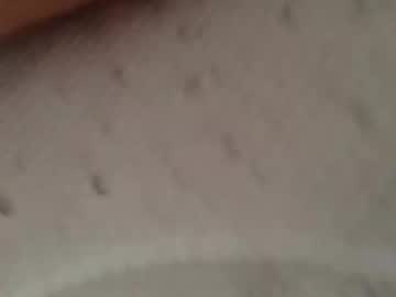 R0bi42 Chaturbate stream image from December 10, 2025