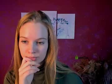 Juna_Pearl Chaturbate stream image from December 10, 2025
