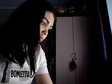 Abigaildestro Chaturbate stream image from December 10, 2025