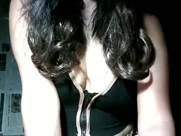 Jenndee Chaturbate stream image from December 10, 2025