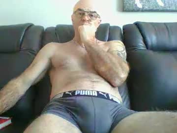 Doum1122 Chaturbate stream image from December 10, 2025