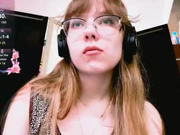 Alanehadaller Chaturbate stream image from December 10, 2025