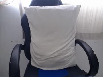 Corolaxxl stream image from December 10, 2025