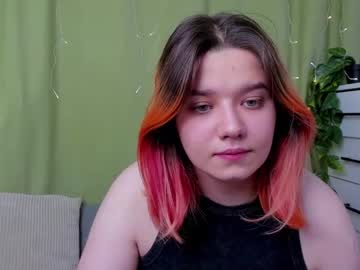 Edna_Dana Chaturbate stream image from December 10, 2025