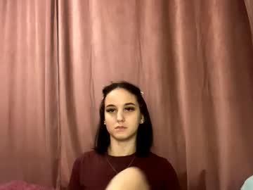 Jennaglandon Chaturbate stream image from December 10, 2025