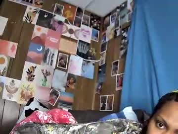Mumnxdor Chaturbate stream image from December 10, 2025