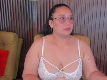 Rachelleevans Chaturbate stream image from December 10, 2025