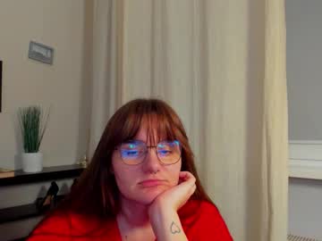 Julie_Extasy Chaturbate stream image from December 10, 2025