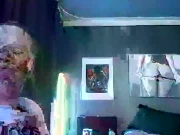 Redmondzz Chaturbate stream image from December 10, 2025