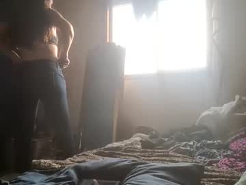 Straighttoy Chaturbate stream image from December 10, 2025