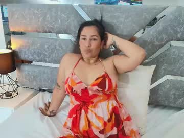 Emily_Peach__ Chaturbate stream image from December 10, 2025
