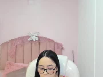 Littlesofii Chaturbate stream image from December 10, 2025