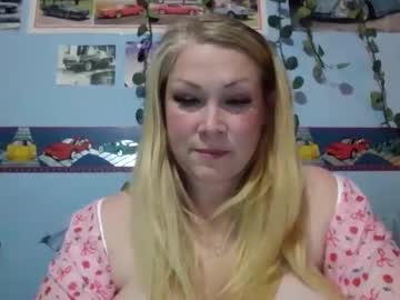 Ash0ley Chaturbate stream image from December 10, 2025
