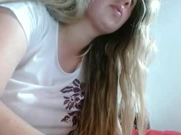 Miranda_Squirt_Latina Chaturbate stream image from December 10, 2025