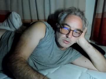 Camoswan Chaturbate stream image from December 11, 2025