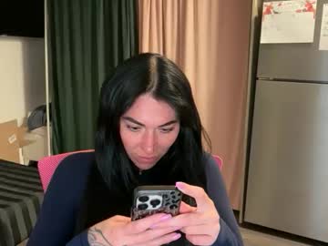 Londonthedomme Chaturbate stream image from December 11, 2025