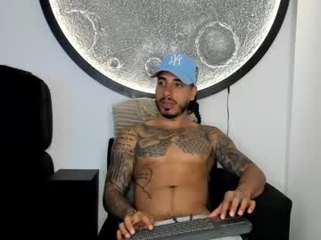Jakee_Brown Chaturbate stream image from December 11, 2025