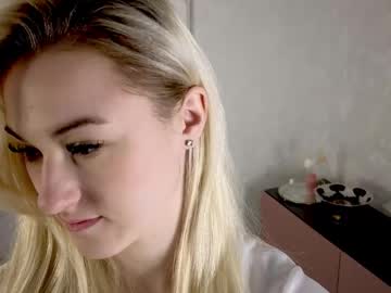 Lacyhefti Chaturbate stream image from December 11, 2025