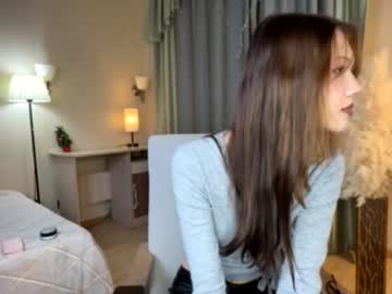 Jadalindloff Chaturbate stream image from December 11, 2025