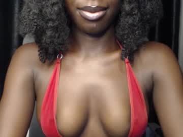 Melanine_Floral Chaturbate stream image from December 11, 2025