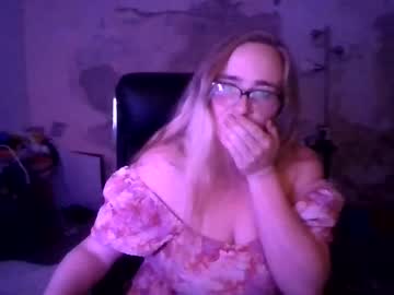 Moonlight_Angel19 Chaturbate stream image from December 11, 2025