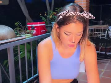 Hypnotic_Kitty Chaturbate stream image from December 11, 2025