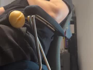 Mr_Lickerman24 Chaturbate stream image from December 11, 2025