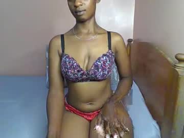 Sexy_Ellahh Chaturbate stream image from December 11, 2025
